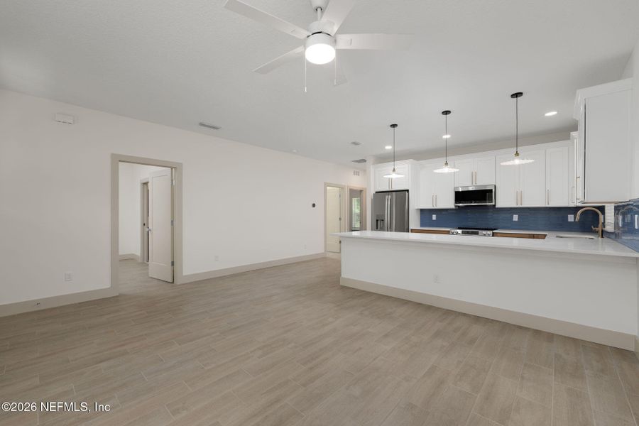 Spacious, unfurnished interior of a new home in , Hastings (Image 27).