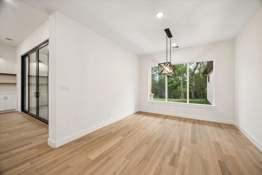 Spacious, unfurnished interior of a new home in , Plantersville (Image 37).