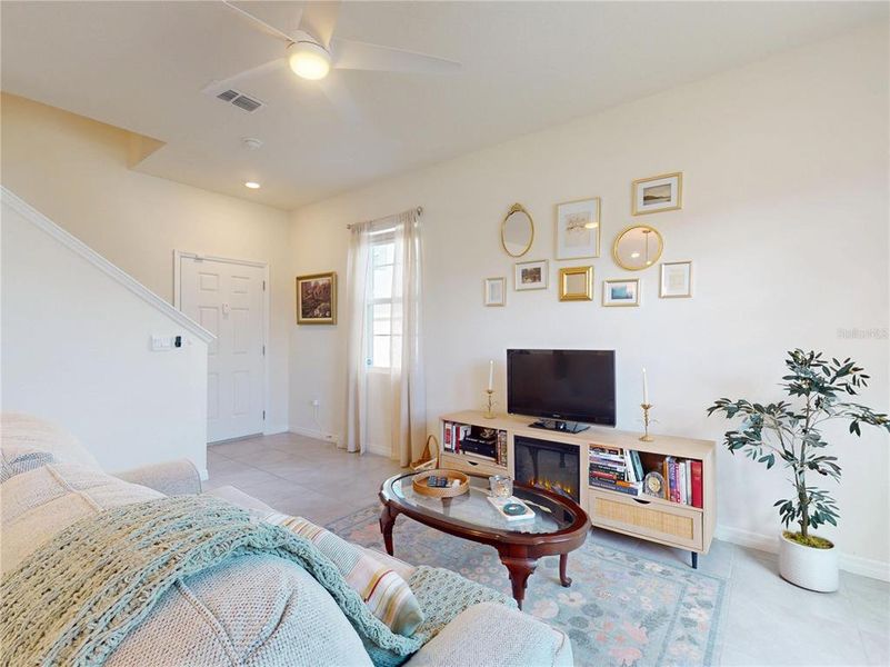 Furnished interior view inside a new home in , New Smyrna Beach (Image 35). Furnished interior view inside a new home in , New Smyrna Beach (Image 35).