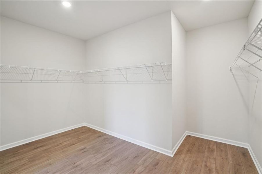 Spacious, unfurnished interior of a new home in Waterside Townhomes, Peachtree Corners (Image 16).