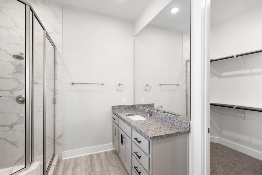 REPRESENTATIVE OF FLOOR PLAN ONLY REPRESENTATIVE OF FLOOR PLAN ONLY
