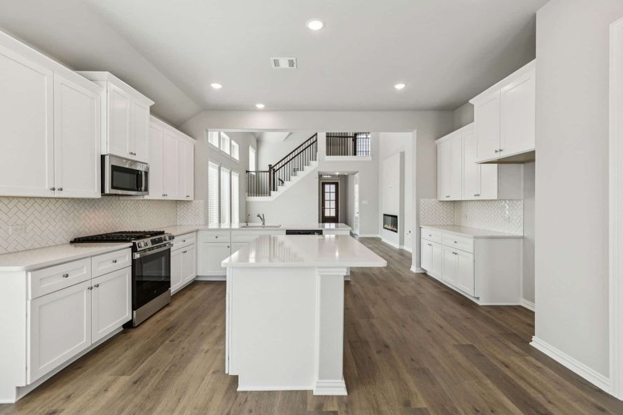 Furnished interior view inside a new home in Avondale, Fate (Image 3).