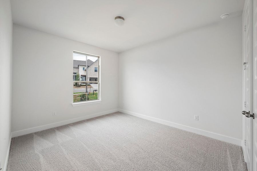 Spacious, unfurnished interior of a new home in Flora - 60', Hutto (Image 27).