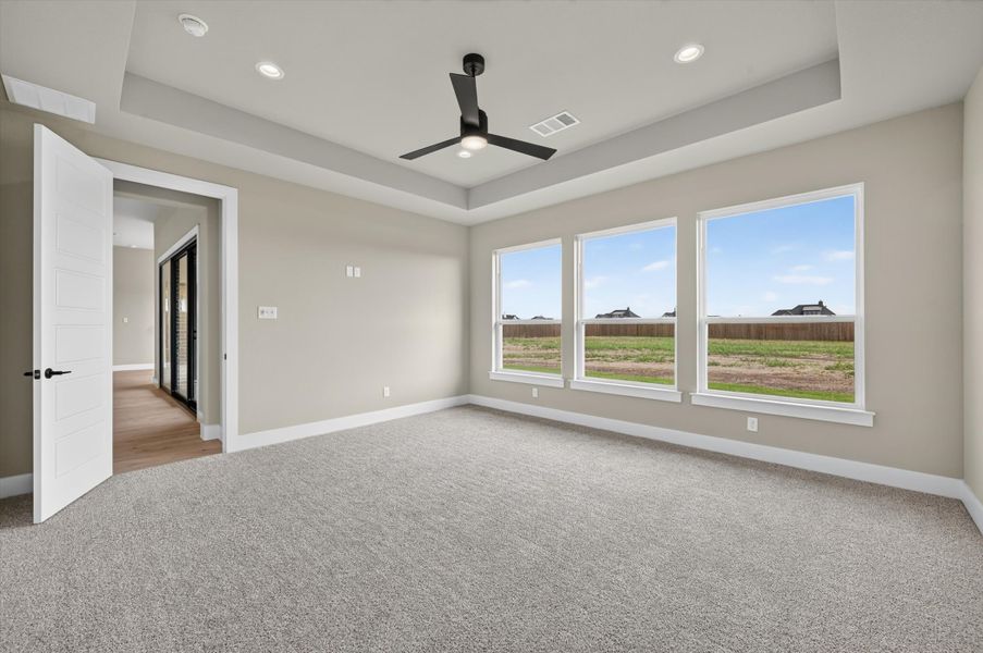 Spacious, unfurnished interior of a new home in Coyote Crossing, Godley (Image 32). Spacious, unfurnished interior of a new home in Coyote Crossing, Godley (Image 32).