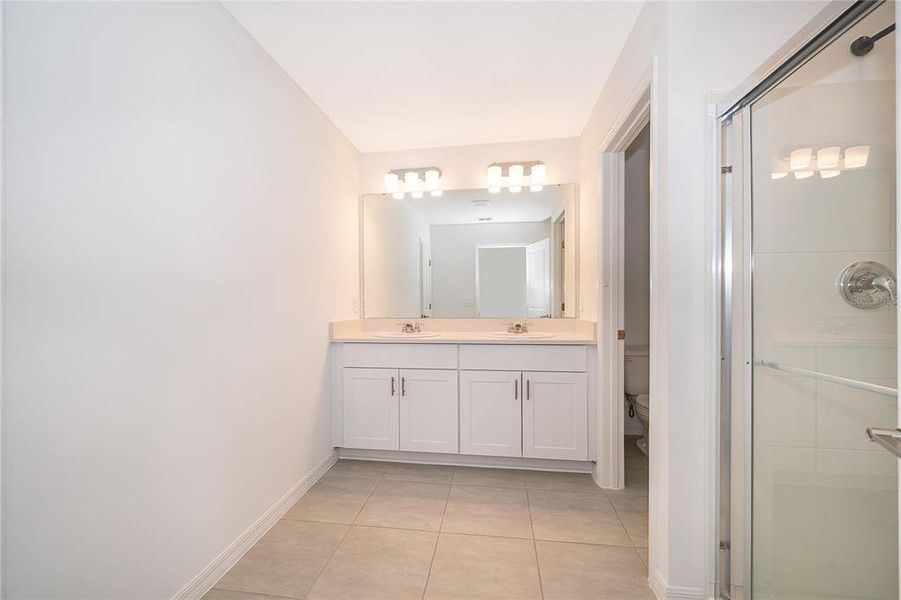 Furnished interior view inside a new home in Marion Creek, Haines City (Image 10). Furnished interior view inside a new home in Marion Creek, Haines City (Image 10).