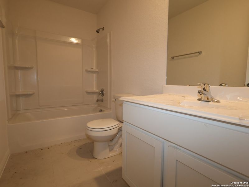 Image 31 of a home in Greenspoint Heights.