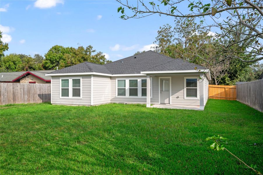 Exterior details and patio area of a home in , Texas City (Image 3). Exterior details and patio area of a home in , Texas City (Image 3).