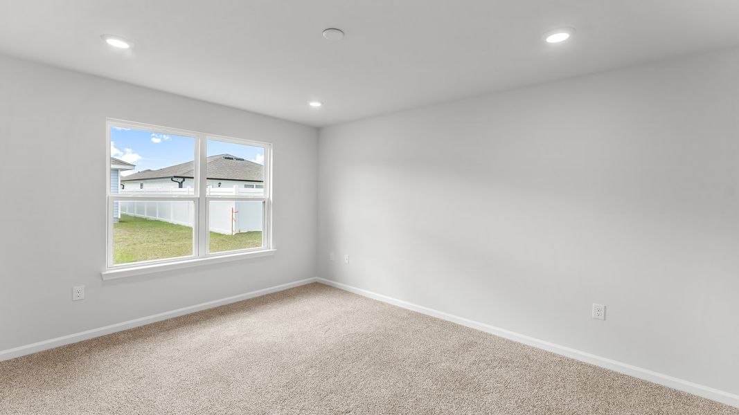 Spacious, unfurnished interior of a new home in Titus Park, Panama City (Image 22).