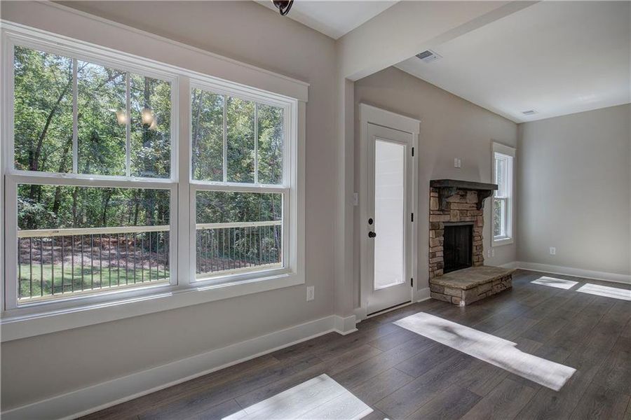 Image 43 of a home in .