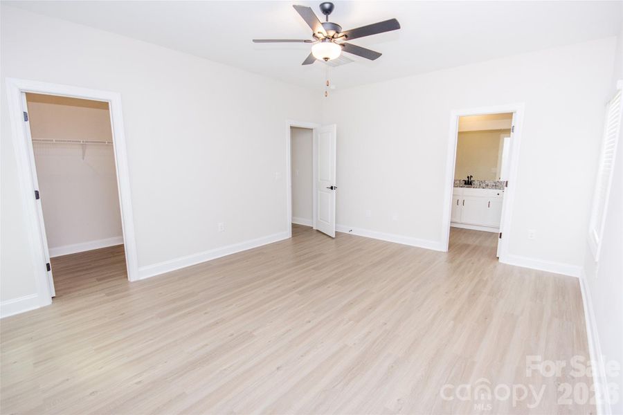 Spacious, unfurnished interior of a new home in Colonial Crossing, Troutman (Image 27).