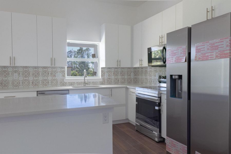 Furnished interior view inside a new home in , Port Charlotte (Image 8).