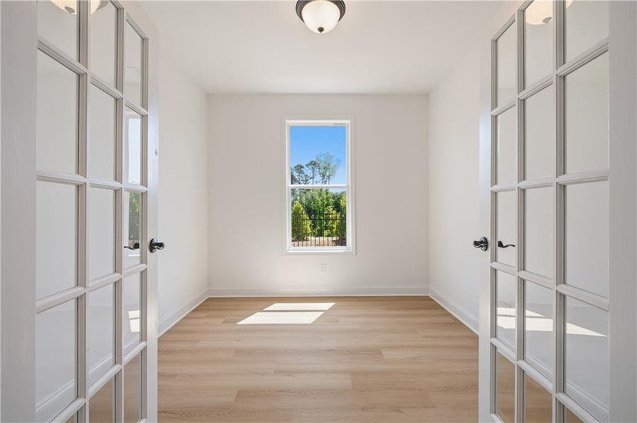 Spacious, unfurnished interior of a new home in Echols Farm, Hiram (Image 30).