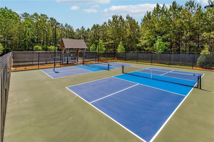 Community amenities in , Canton (Image 62).