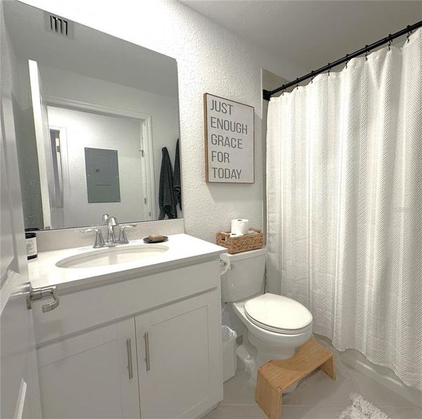 Furnished interior view inside a new home in , Punta Gorda (Image 12).