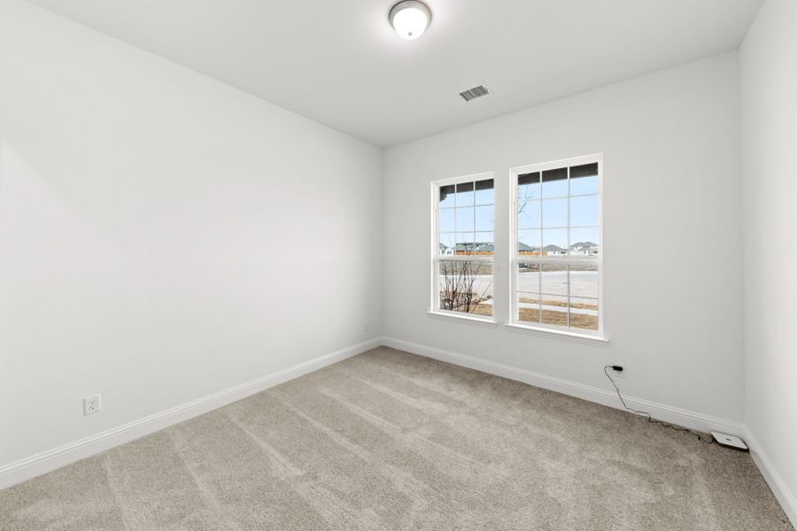 Representative unfurnished interior of a home built from the The Rio Grande Executive by UnionMain Homes in Wildflower Ranch, Justin (Image 14).