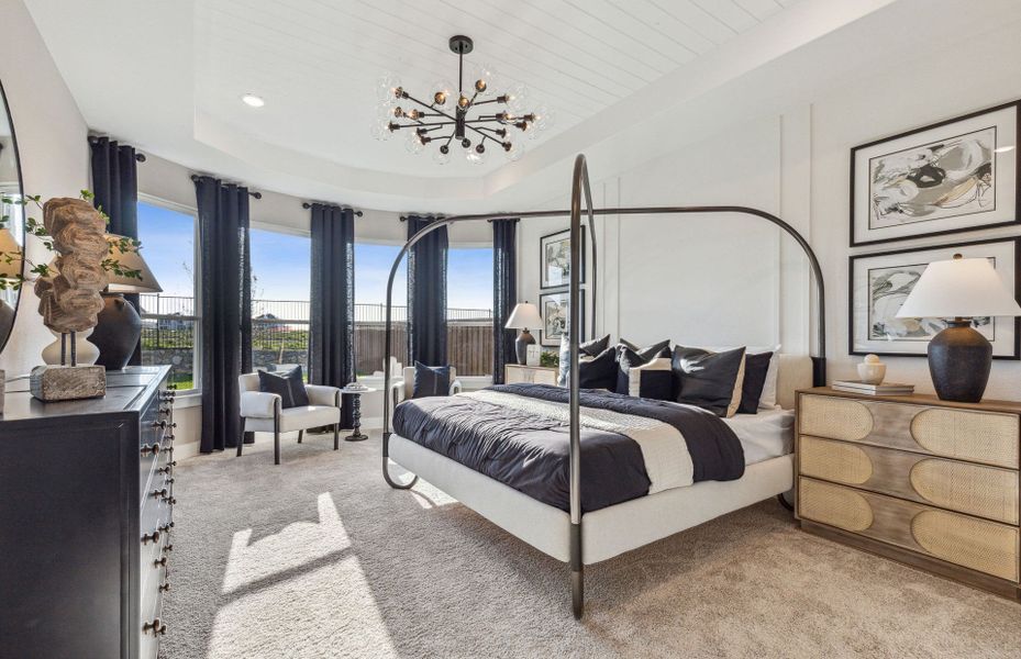 Representative furnished interior of a home built from the Sondra by Pulte Homes in Wellington, Fort Worth (Image 18).