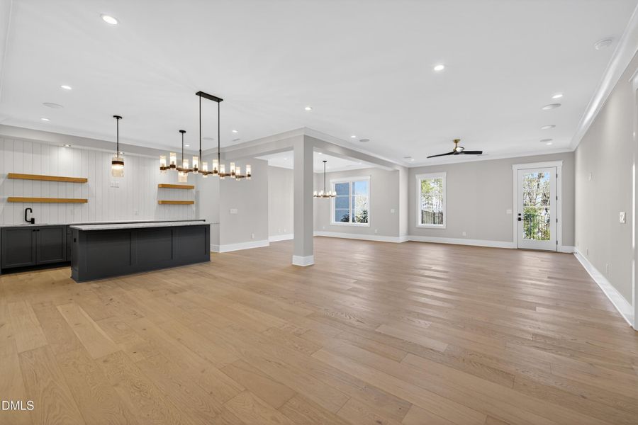 Basement Rec, Gaming, Bar