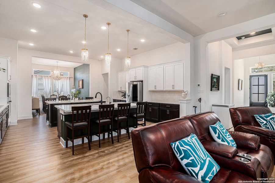 Furnished interior view inside a new home in Mesa Western, Cibolo (Image 32).