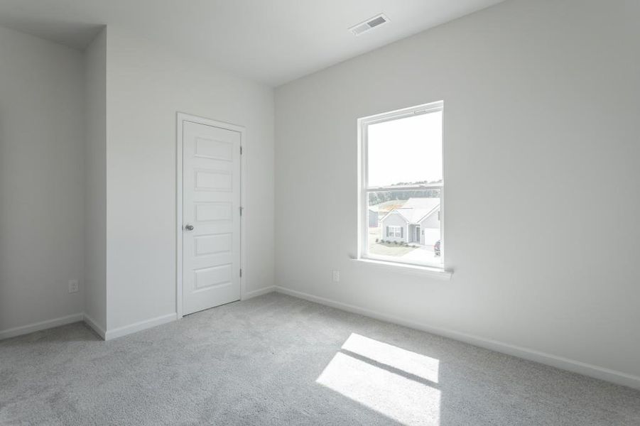 Spacious, unfurnished interior of a new home in Laurel Ridge, Rock Spring (Image 46).