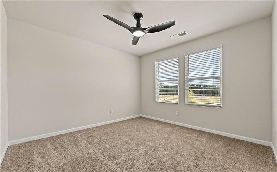 Spacious, unfurnished interior of a new home in The Grove At Mundy Mill, Gainesville (Image 10).