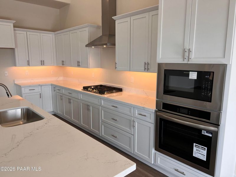 Furnished interior view inside a new home in Hidden Hills, Prescott (Image 8).