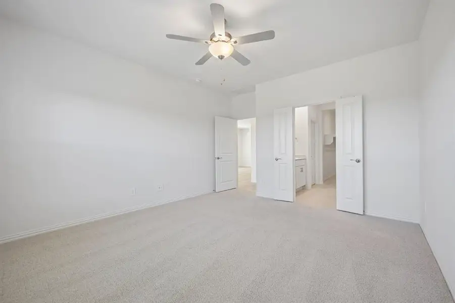 Spacious, unfurnished interior of a new home in Parks at Foster Crossing - Spring Series, Anna (Image 17).