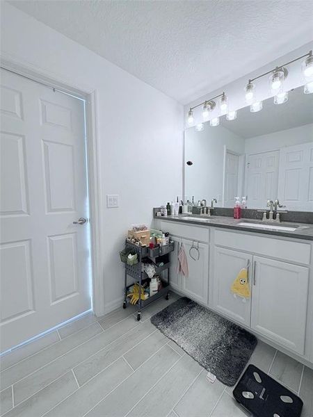 Furnished interior view inside a new home in Storey Creek, Kissimmee (Image 18). Furnished interior view inside a new home in Storey Creek, Kissimmee (Image 18).