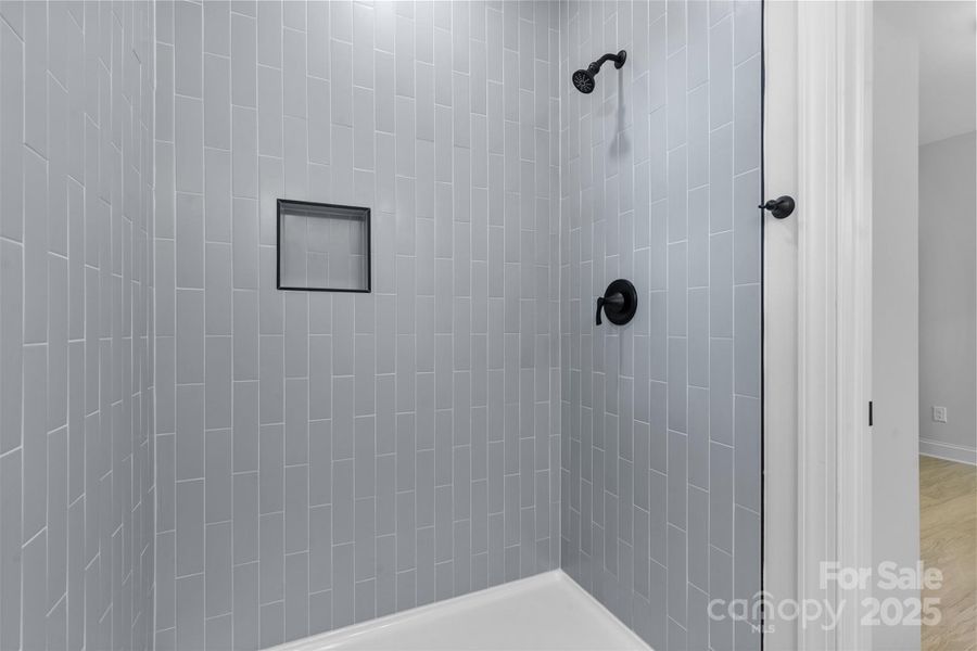 Image 30 of a home in .