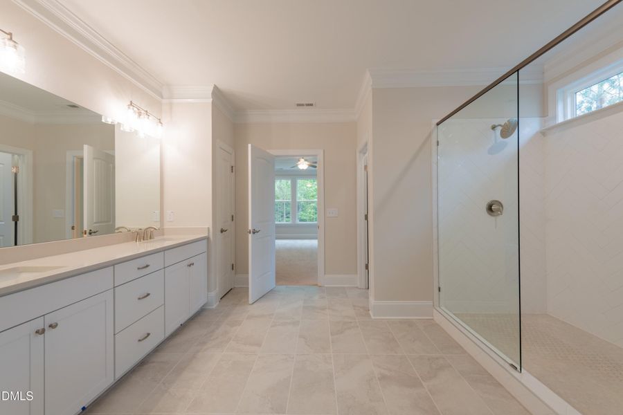 039_Primary Bath 039_Primary Bath