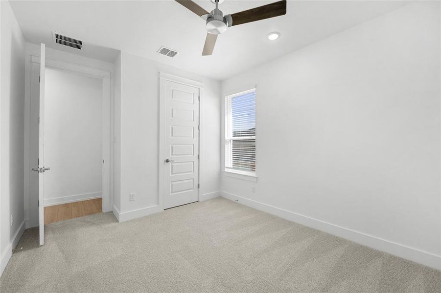 Spacious, unfurnished interior of a new home in Rosenthal Estates, Lorena (Image 19).