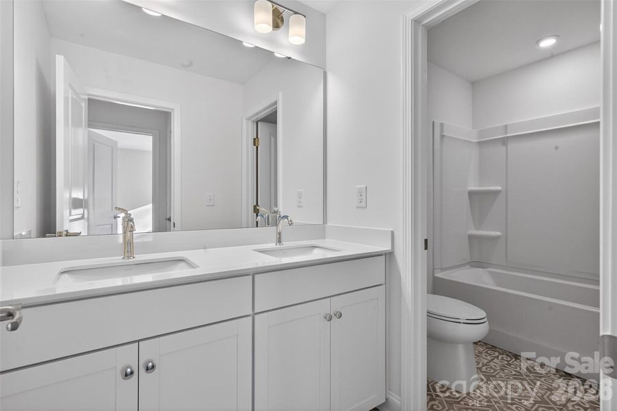 Secondary Bathroom upstairs