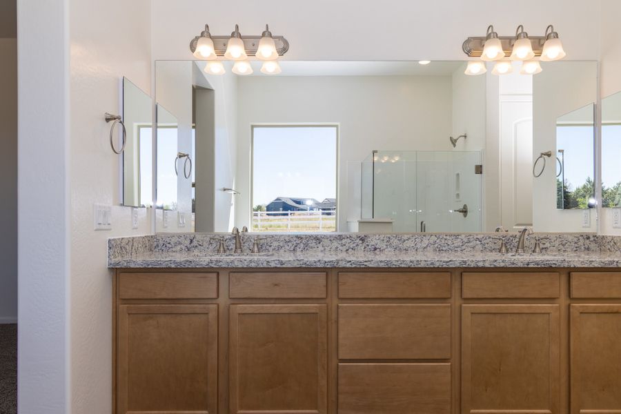 Furnished interior view inside a new home in Heritage Pointe, Chino Valley (Image 14).