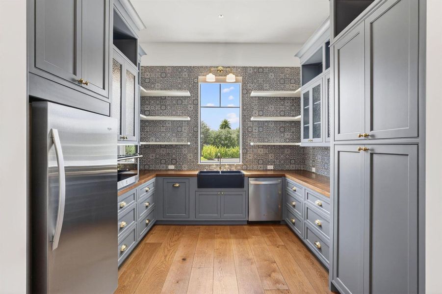 Kitchen View 8 Kitchen View 8