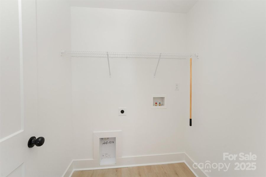 Spacious, unfurnished interior of a new home in , Conover (Image 22).