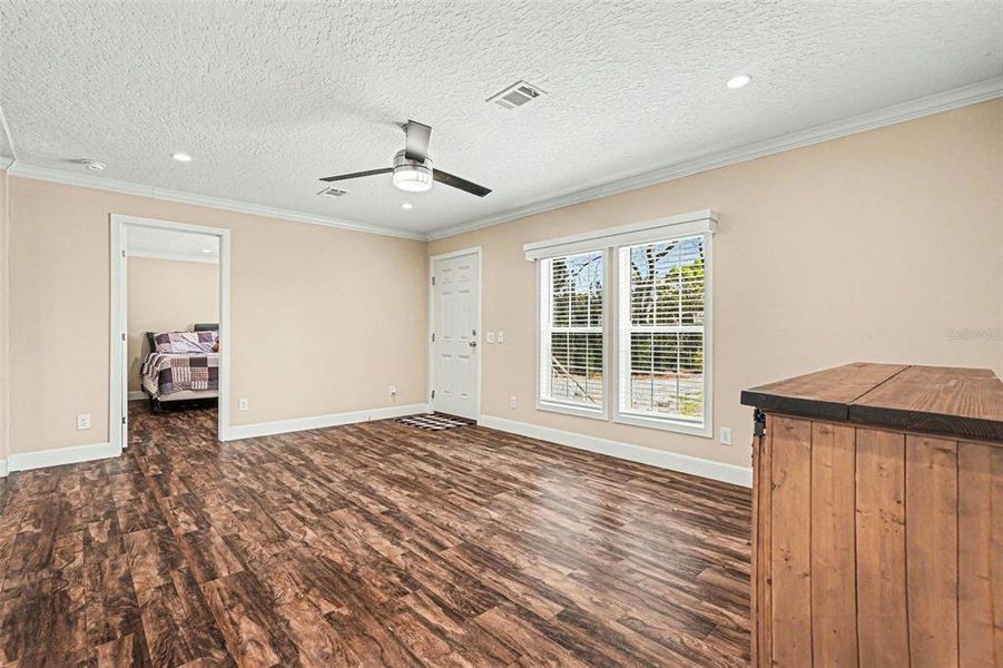 Spacious, unfurnished interior of a new home in , Riverview (Image 19).