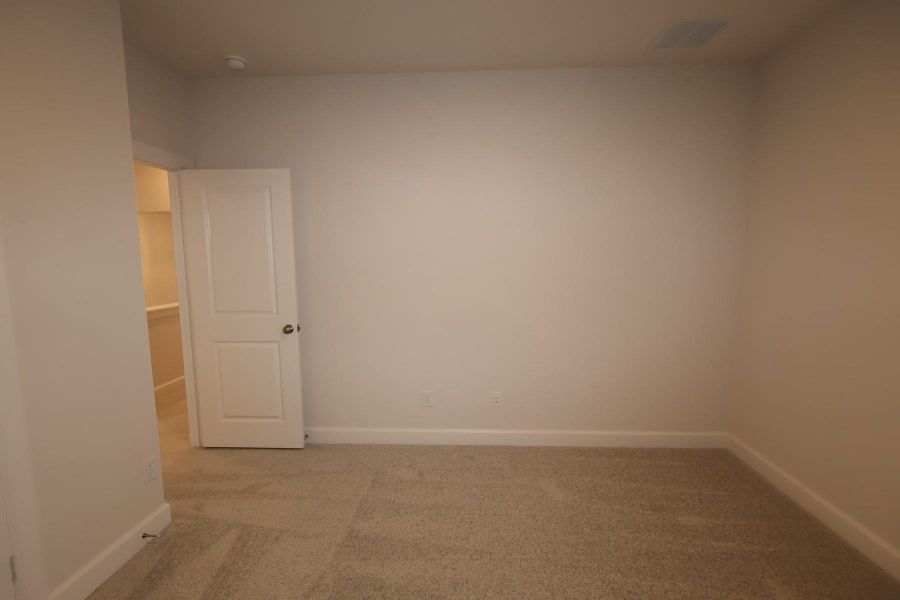 Spacious, unfurnished interior of a new home in Sienna - Landmark Row Collection, Missouri City (Image 15). Spacious, unfurnished interior of a new home in Sienna - Landmark Row Collection, Missouri City (Image 15).