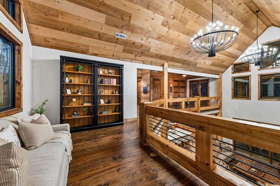 Community amenities in , McCaysville (Image 79).