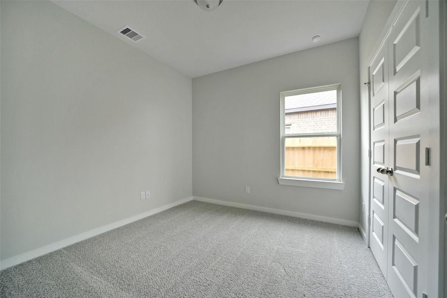 Spacious, unfurnished interior of a new home in Sunterra, Katy (Image 129). Spacious, unfurnished interior of a new home in Sunterra, Katy (Image 129).