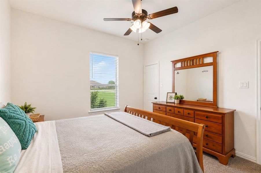 Furnished interior view inside a new home in , Waxahachie (Image 12).