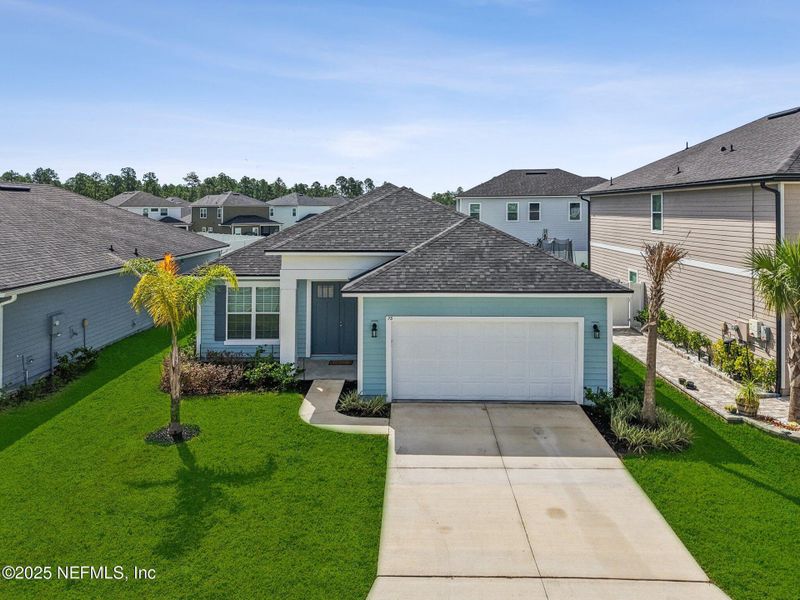 Image 33 of a home in Cordova Palms.