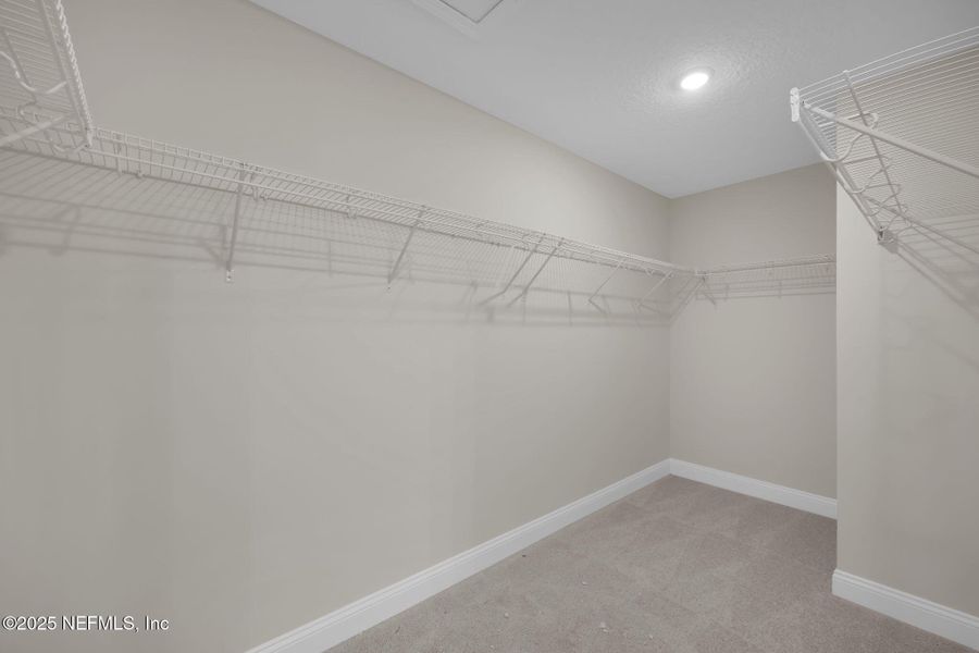 Spacious, unfurnished interior of a new home in Seabrook Village at Nocatee, Ponte Vedra (Image 18).