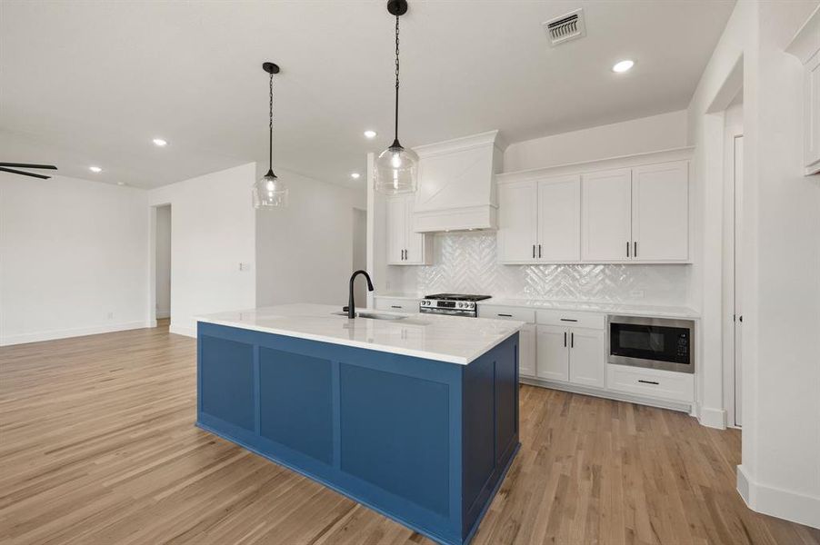 Furnished interior view inside a new home in Rocky Top Ranch, Reno (Image 7).