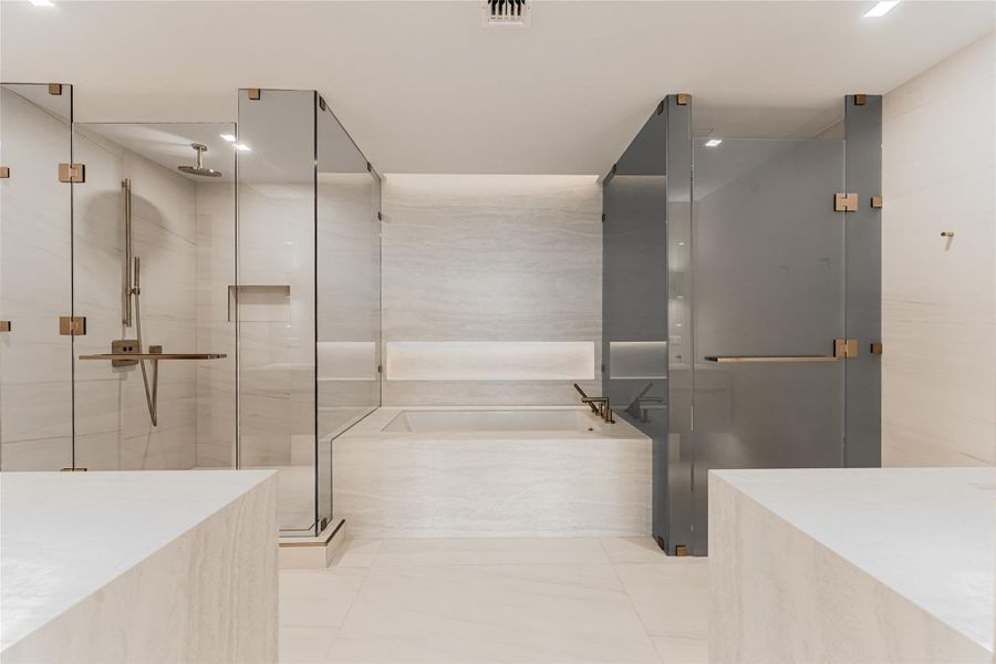 Furnished interior view inside a new home in , Pompano Beach (Image 5).