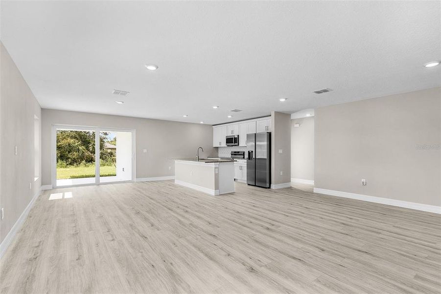 Spacious, unfurnished interior of a new home in , North Port (Image 25).