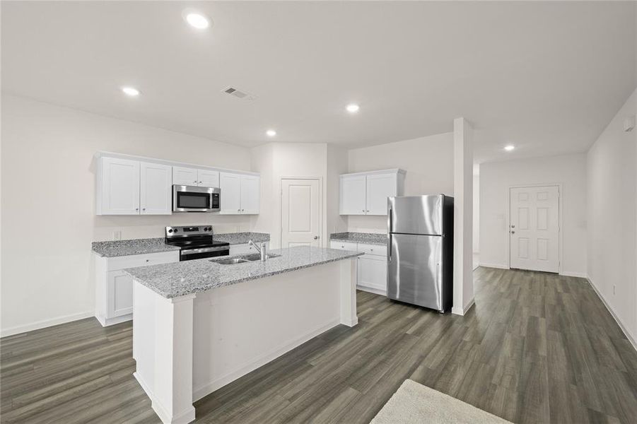 12633 Big Ranch- Kitchen-2
