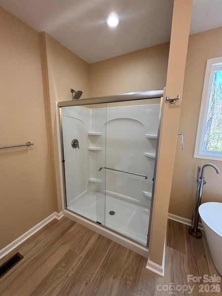 With an easy to access walk-in shower.