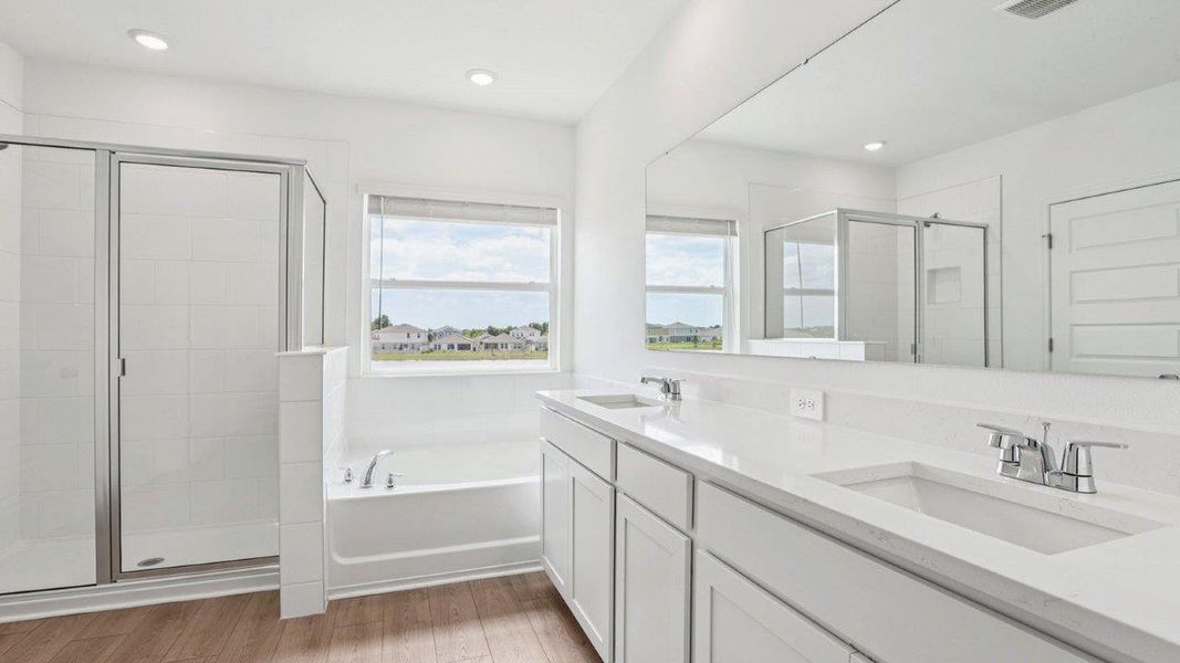 Furnished interior view inside a new home in Summerlin at Hawthorne Ranch, Lakeland (Image 14).