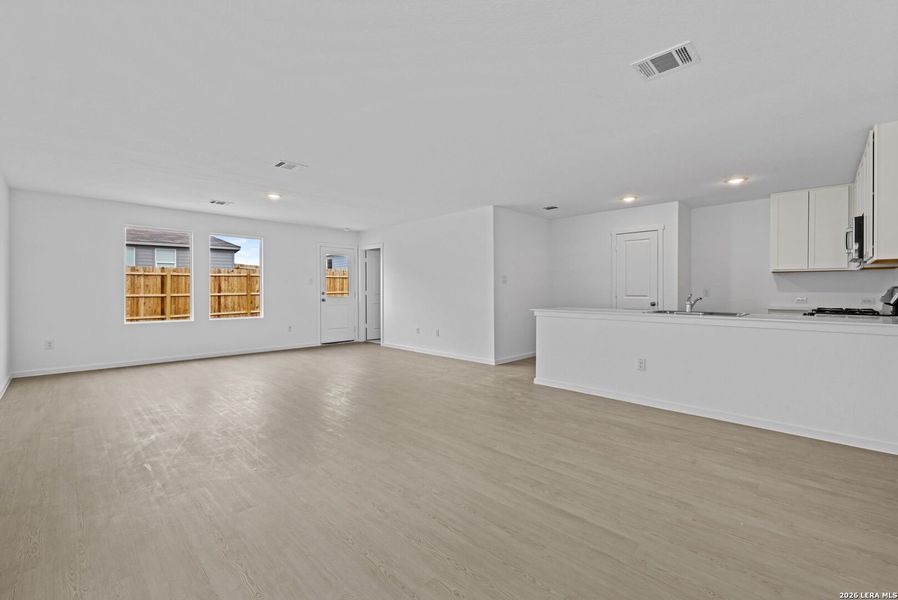 Spacious, unfurnished interior of a new home in Voss Farms, New Braunfels (Image 16). Spacious, unfurnished interior of a new home in Voss Farms, New Braunfels (Image 16).