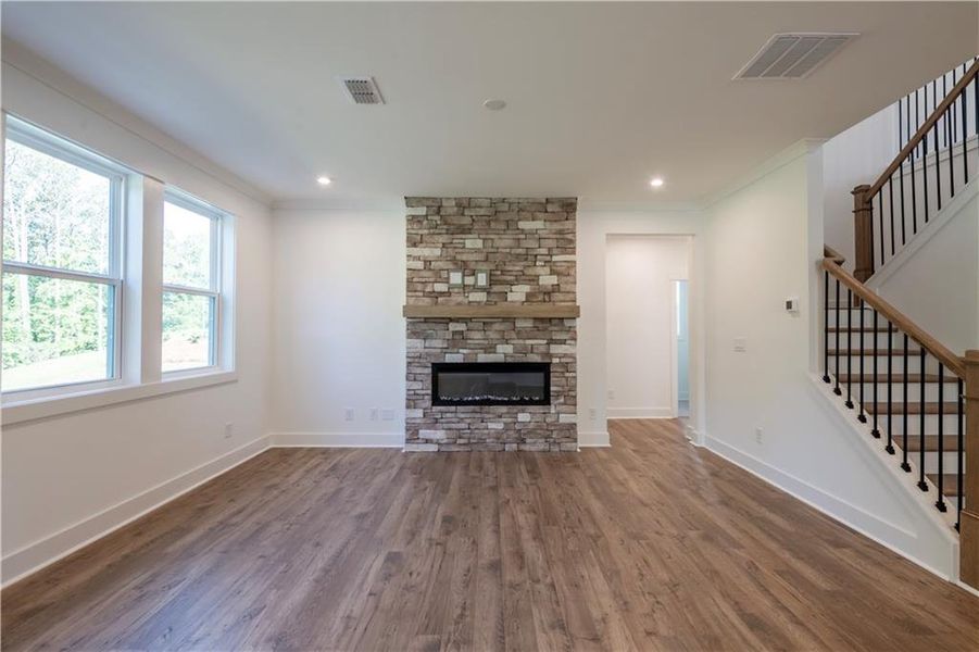 Spacious, unfurnished interior of a new home in Cambridge at Steels Bridge: Steels Bridge, Canton (Image 20).