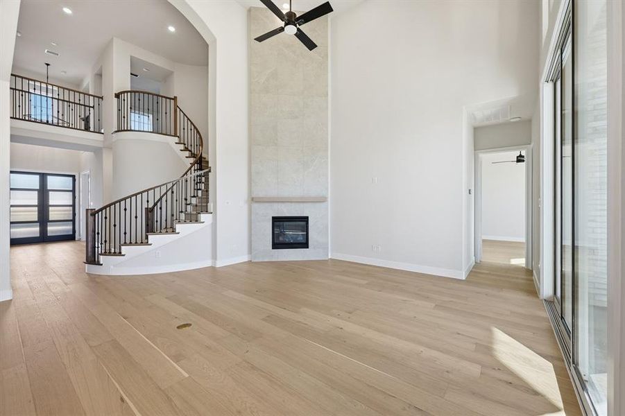 Spacious, unfurnished interior of a new home in Star Trail, Prosper (Image 16).